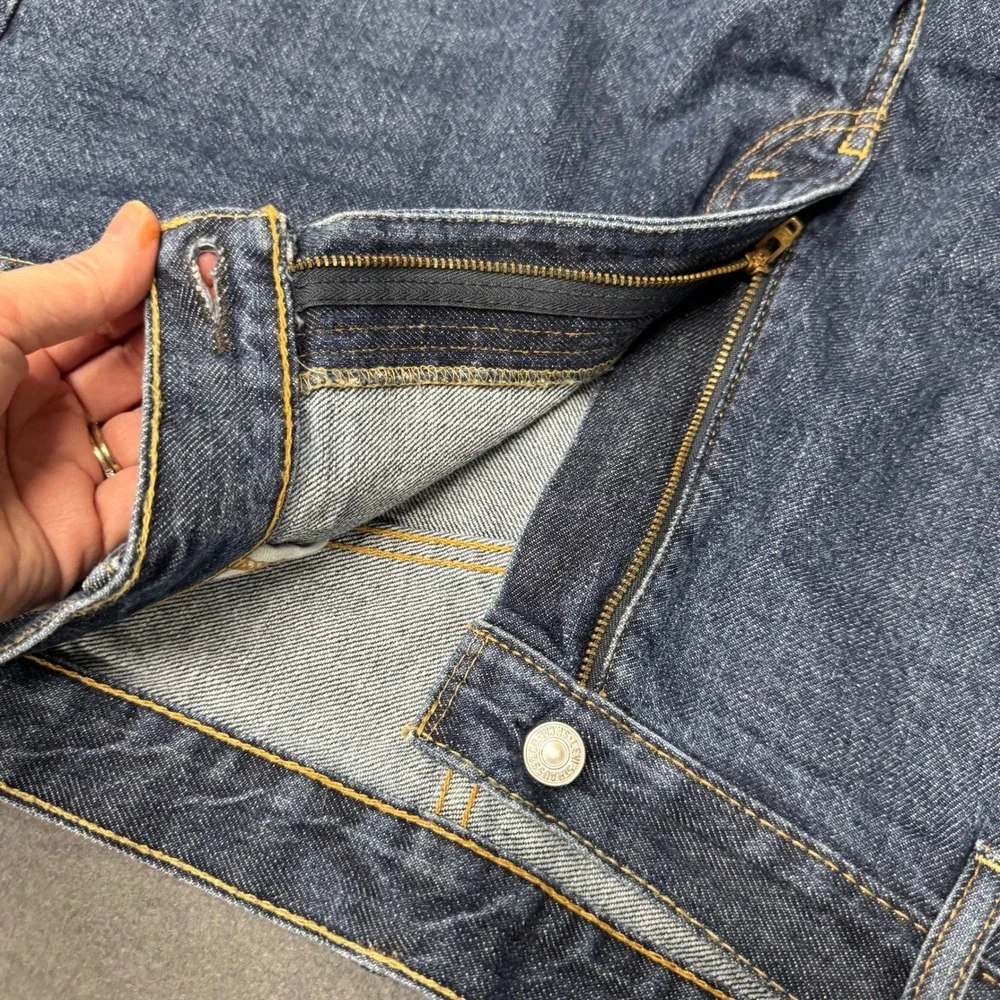 Levi's 550 Jean Shorts Mens 42 (43x10 ACTUAL) Relaxed Fit Blue Denim Casual Jort